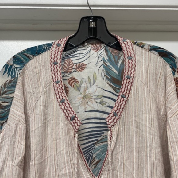 Johnny Was Workshop Effortless Peasant Tunic Top EUC - Picture 3 of 10